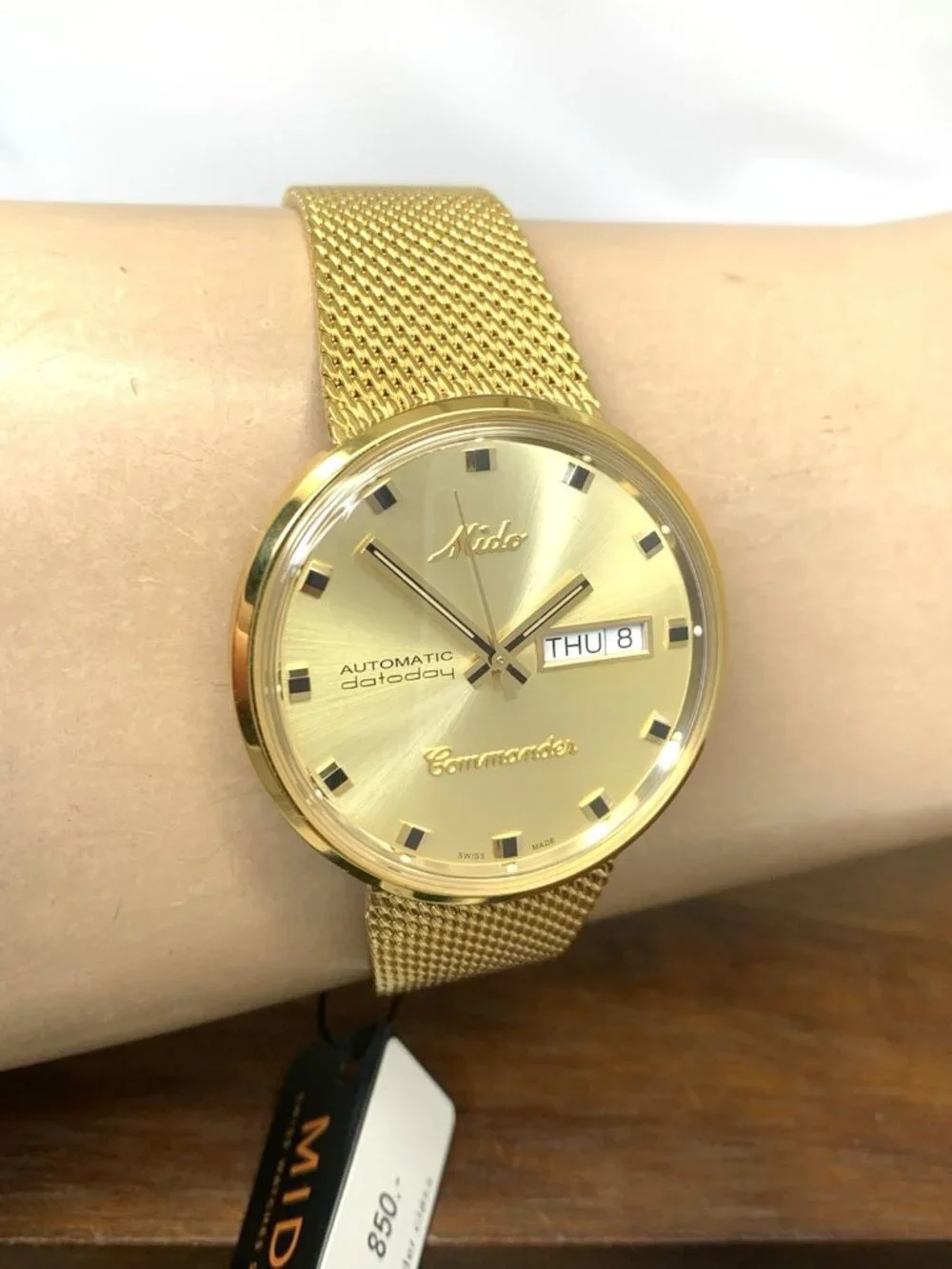 Mido Commander Men's Watch M842932213 Swiss Automatic Day Date Gold Steel 37mm